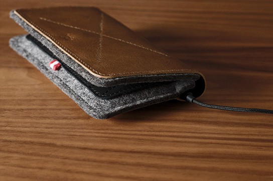 Hard Graft Phone Fold Wallet 544px