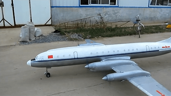 China largest electric radio control aircraft - rolling out 544px