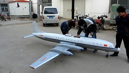 China largest electric radio control aircraft - final preparation 544px