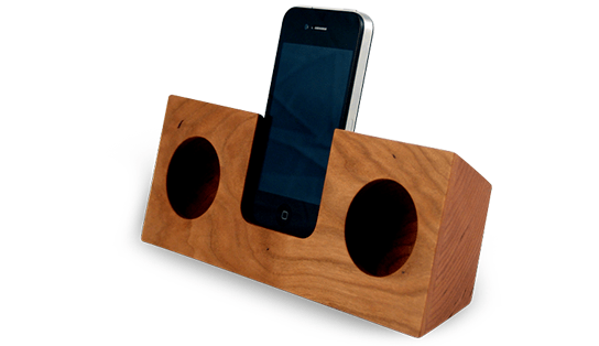 KOOSTIK iPhone Dock front angled view 544px