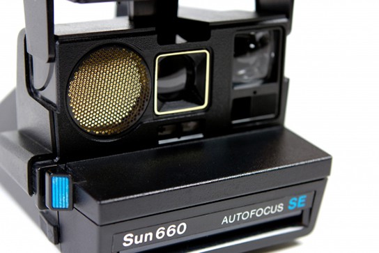 Limited Edition Polaroid 660 Sun Camera img2 544px