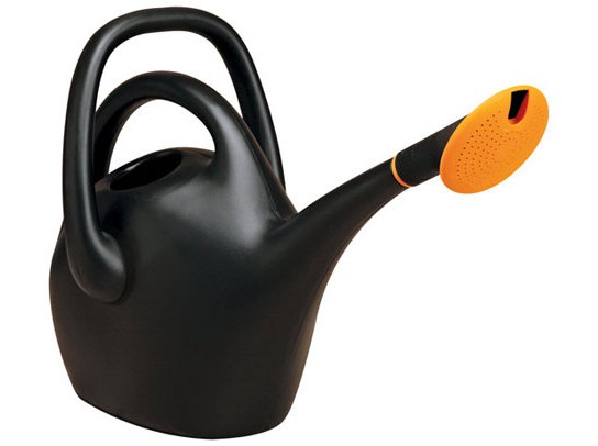 FISKARS Easy-Pour Watering Can img2 544px