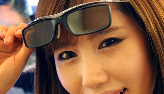 Silhouette & Samsung Lightest 3D glasses 544px