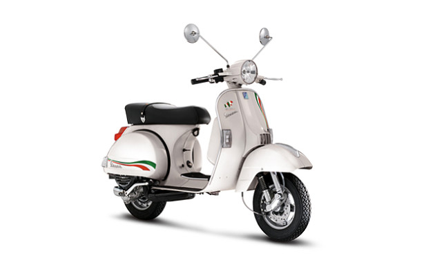 Piaggo Vespa PX 150 Unification of Italy Anniversary Edition 640x400px