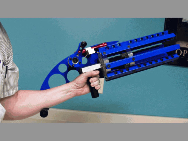 Rubber Band Gatling Gun 640x480px