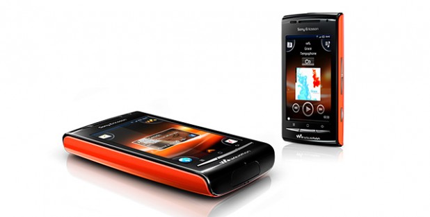 Sony Ericsson W8 Walkman Phone - Orange 640x325px