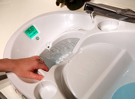 Cleanwater Baby Bathtub with Temp Reading 544x400px