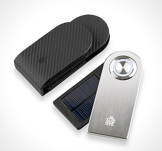 Dunhill Solar Charger 544x508px