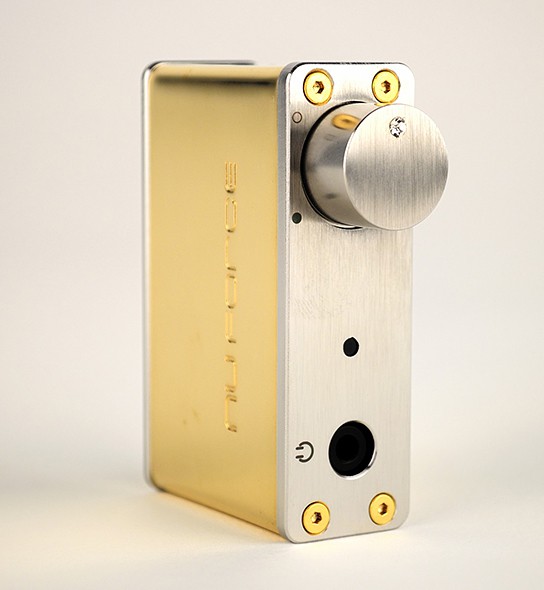 NuForce uDAC-2 Signature Gold Edition 544x590px