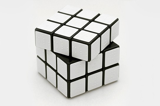 Rubik's Cube for Blind Persons 544x360px