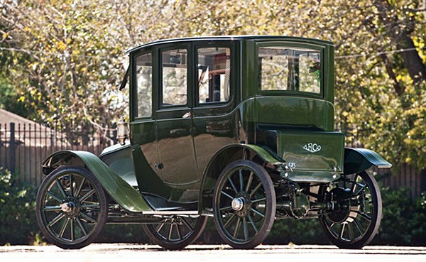 1913 Argo Electric Fore-Drive Limousine 600x369px