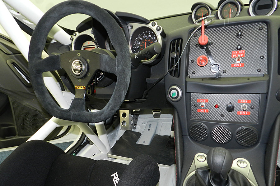 Nissan 370Z NISMO RC Race Car 900x600px