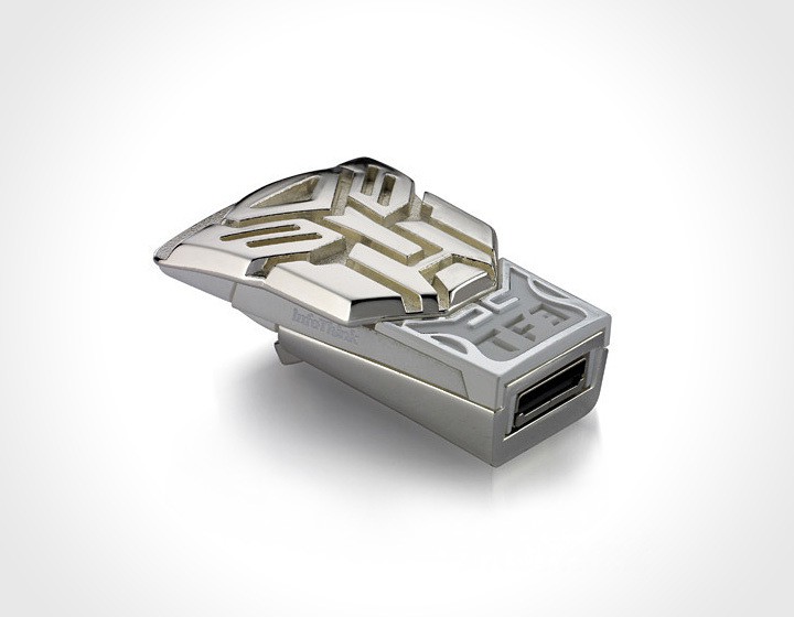 Transformers - Autobot USB Flash Drives 720x560px