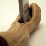 back to nature: the natural wood iPhone docking station