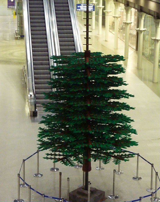 Faux-fir LEGO Christmas Tree