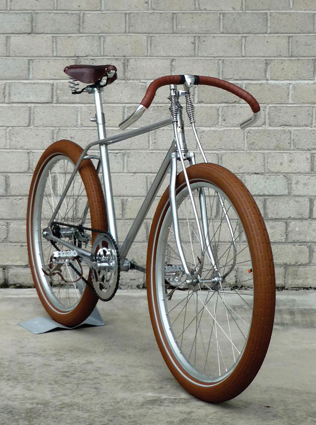 Vanguard Biscotti Messenger Bike