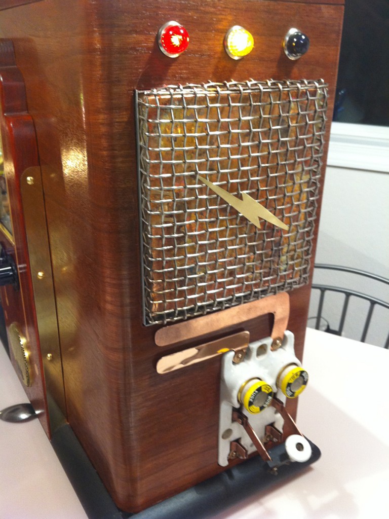 vintage radio computer case