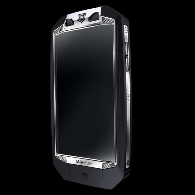 TAG Heuer RACER Smartphone - SHOUTS