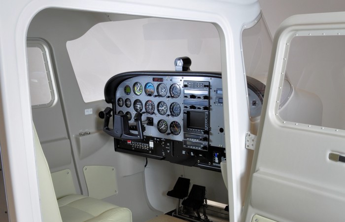TRC Simulators 472F Cabin