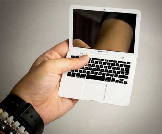 MacBook Air Compact Mirror