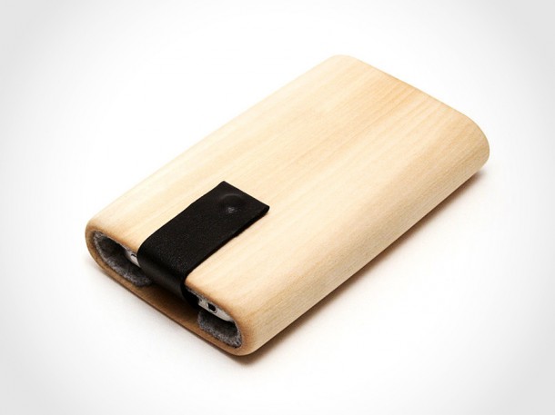 WOODCASE for iPhone 4