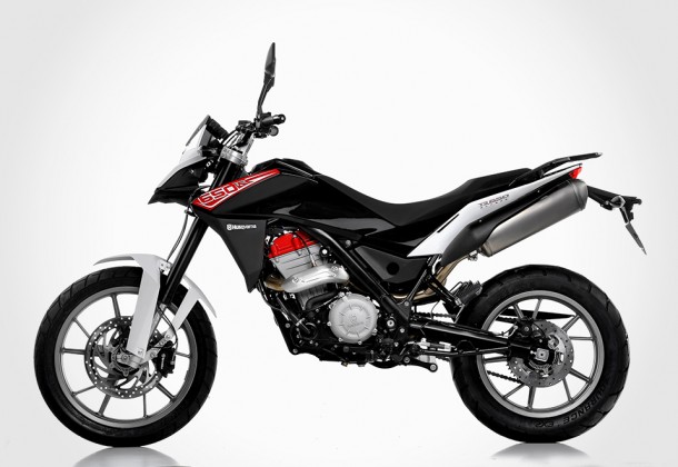 Husqvarna TR 650 Strada