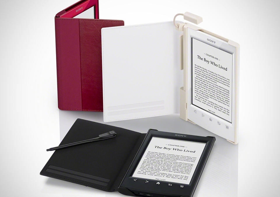 Sony Reader PRS-T2 with optional Cover