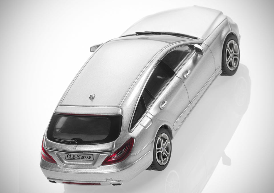 Mercedes-Benz CLS Shooting Brake 1:43 Scale