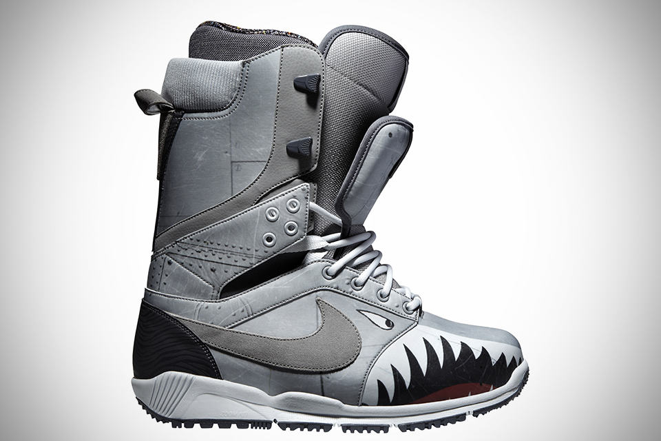 waarde Afstoten weg te verspillen Nike Zoom DK QS Double Tongue Snowboarding Boot - SHOUTS