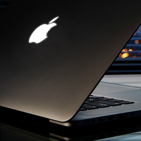 Steve Jobs Tribute MacBook Pro by Uncover - SHOUTS