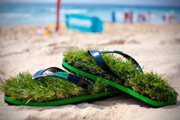 KUSA Synthetic Grass Flip Flops