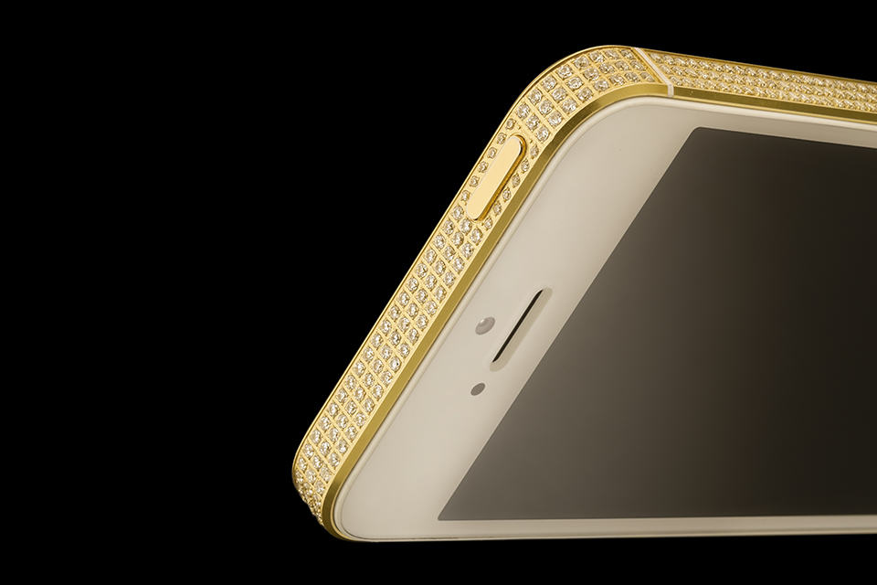 Gold Swarovski iPhone 5 by Amosu Couture