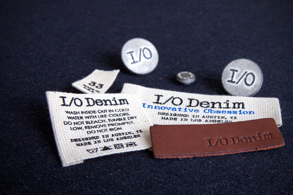 I/O Denim - Smartphone-friendly Jeans