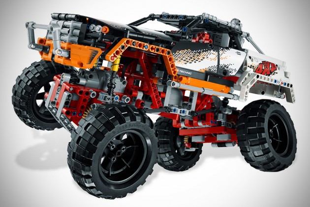 LEGO Technic 4X4 Crawler - mikeshouts