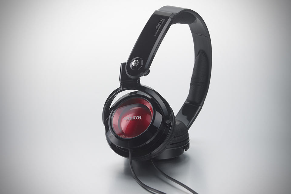 Cresyn CS-HP500 Headphones - Black and Red