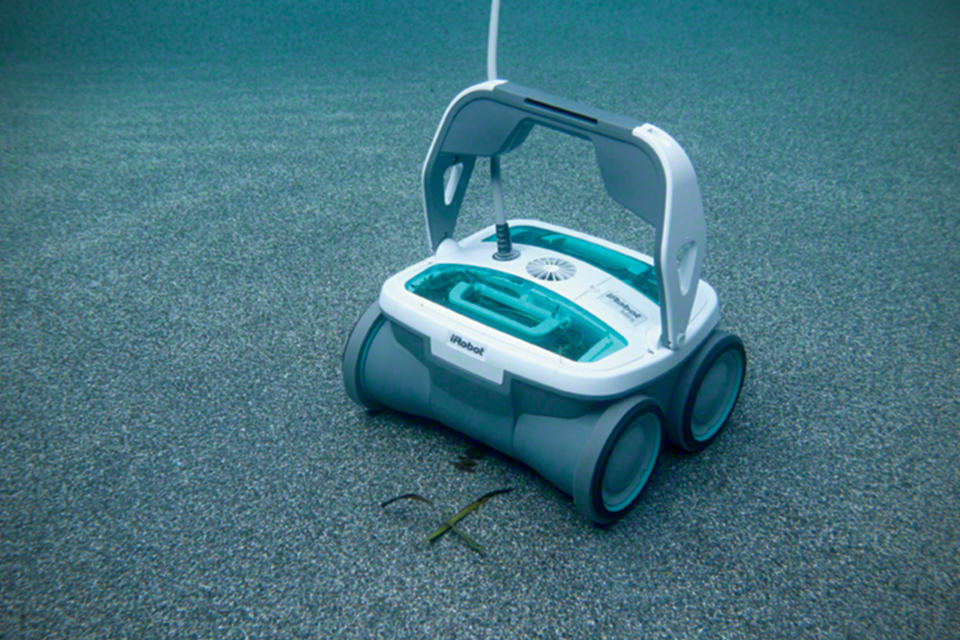 iRobot Mirra 530 Pool Cleaning Robot