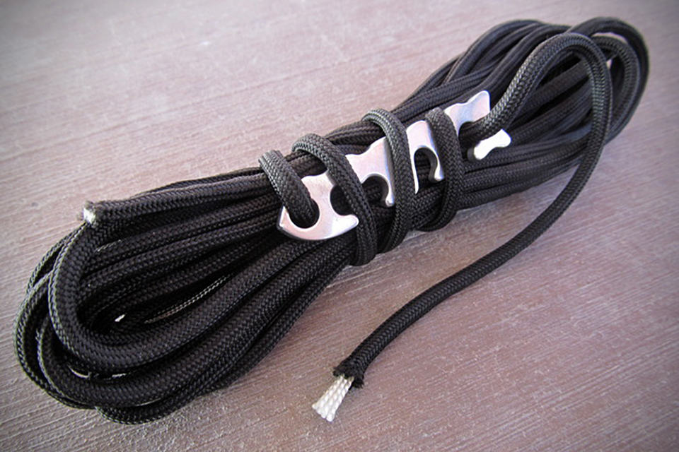 Fish Bone Knotless Gear Tie shown with paracord