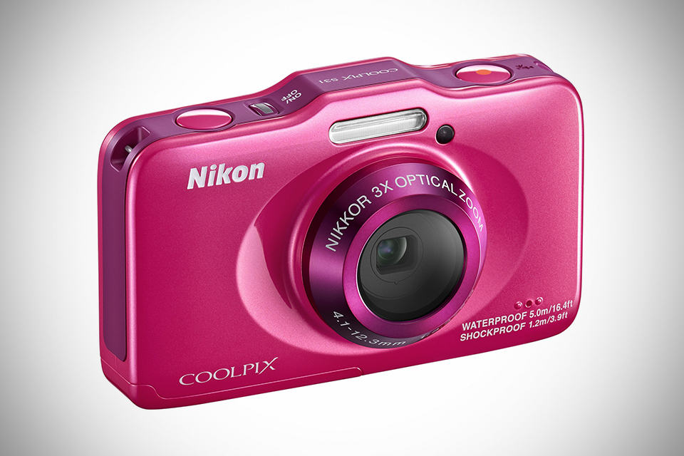 Nikon COOLPIX S31 Waterproof Digital Camera - Pink