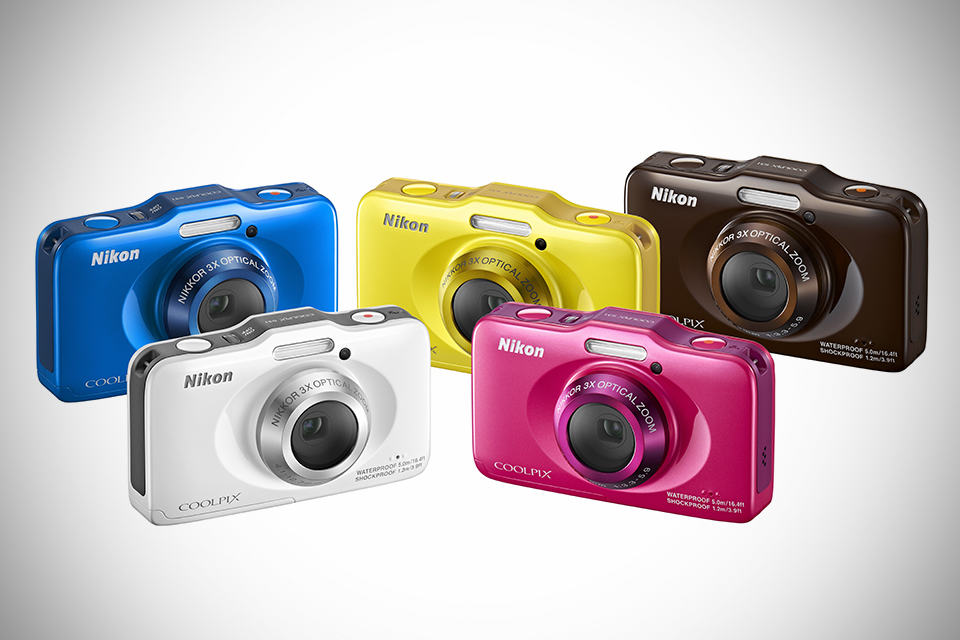 Nikon COOLPIX S31 Waterproof Digital Camera