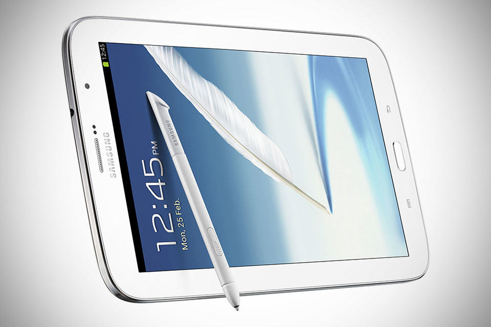 Samsung GALAXY Note 8.0 Tablet - White horizontal Front with S-Pen