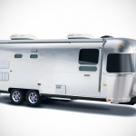 Airstream Land Yacht Trailer