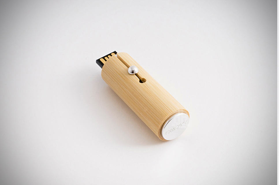 Bamboo Stationery Set by Yu Jian - USB Flash Drive