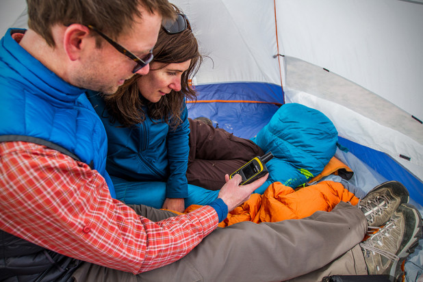 DeLorme inReach SE Satellite Communicator - Camping