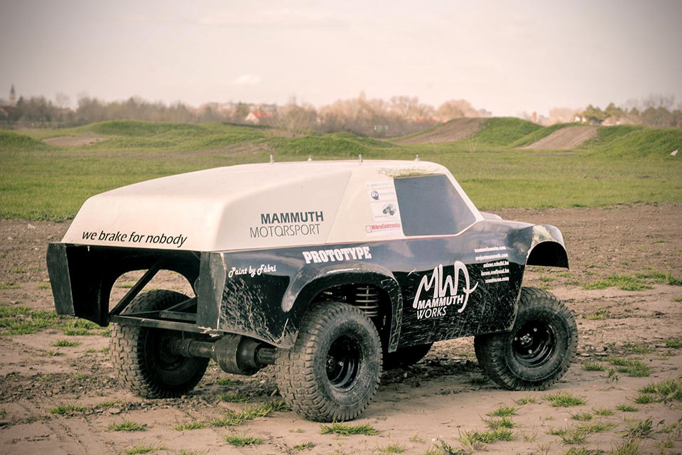 Mammuth Rewarron 1:3 Scale R/C Car