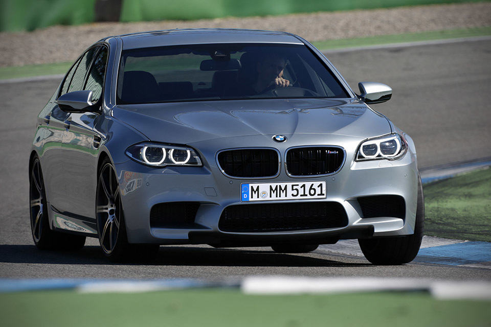 2014 BMW M5 Sports Sedan