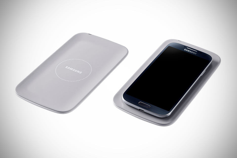 Samsung GALAXY S4 Wireless Charging Kit