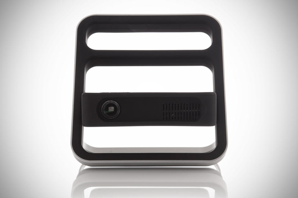 bēm Kickstand Portable Projector