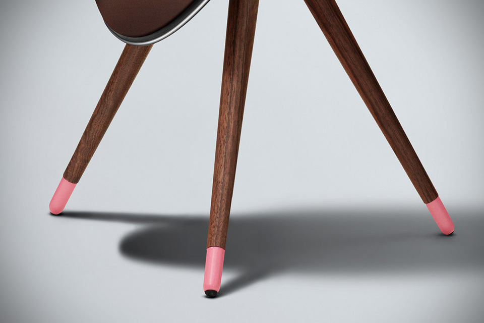 Bang & Olufsen BeoPlay A9 Nordic Sky Edition - Pink Legs