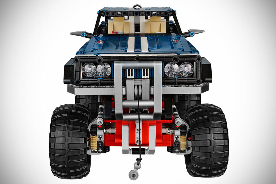 LEGO 4X4 Crawler Exclusive Edition