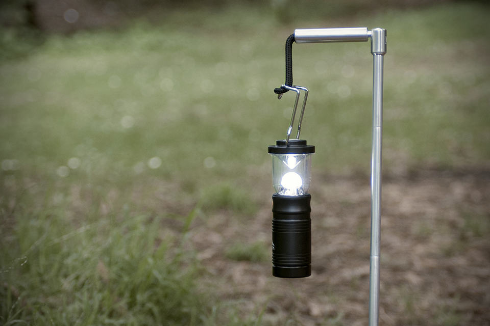 camping lantern holder